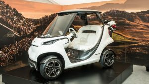 Read more about the article Mercedes made a high-tech golf cart inspired by sports cars
