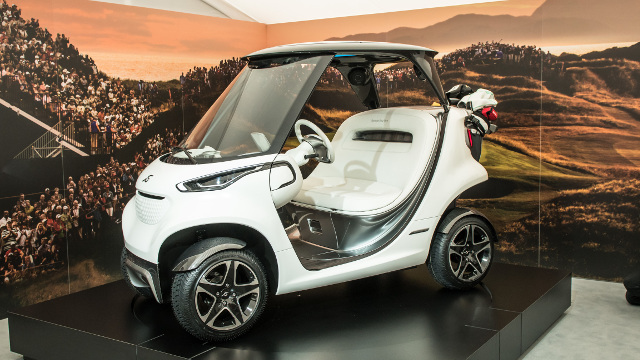You are currently viewing Mercedes made a high-tech golf cart inspired by sports cars