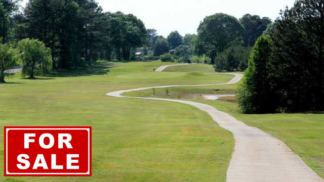 Read more about the article Stoney Brook Golf Course For Sale, Set to Close Nov. 1